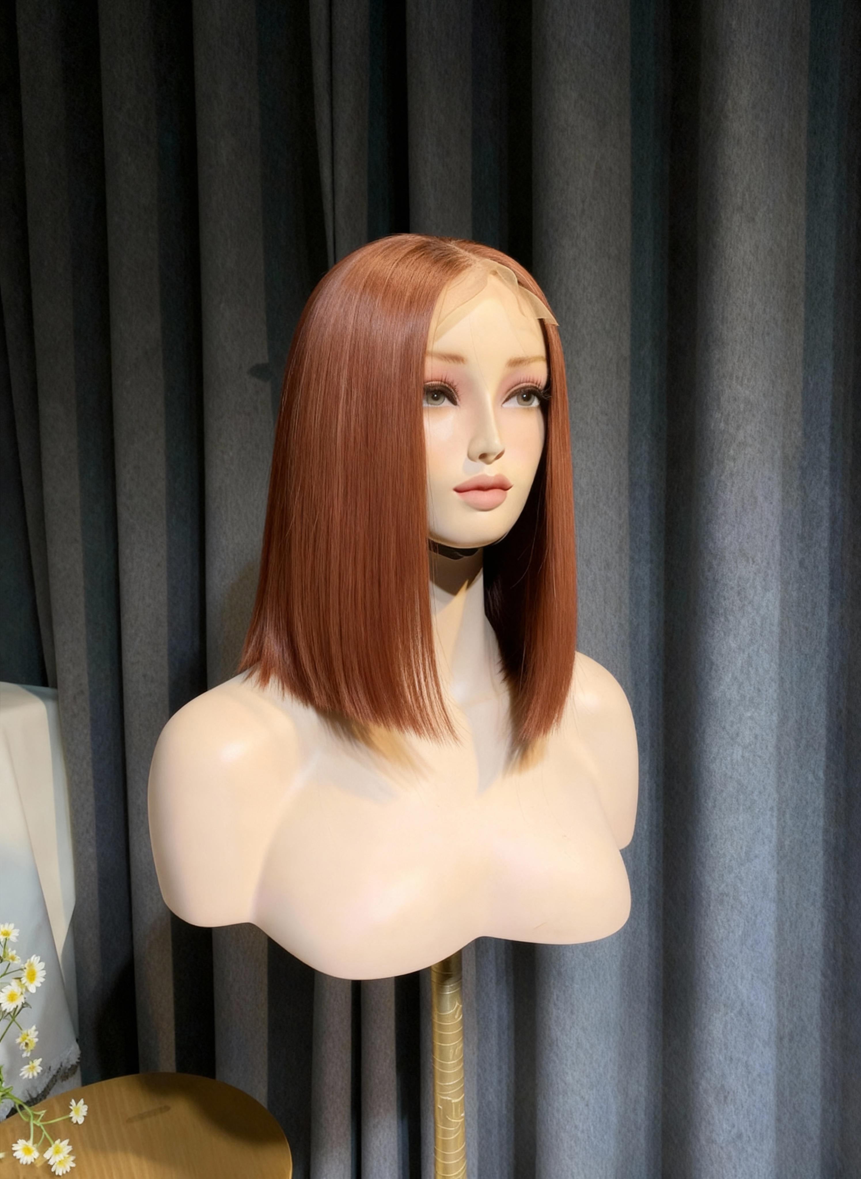 Sleek bob ( light brown)